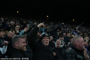 曼联利兹联克罗克公园上演“历史性”德比:足球与盖尔文化的碰撞!